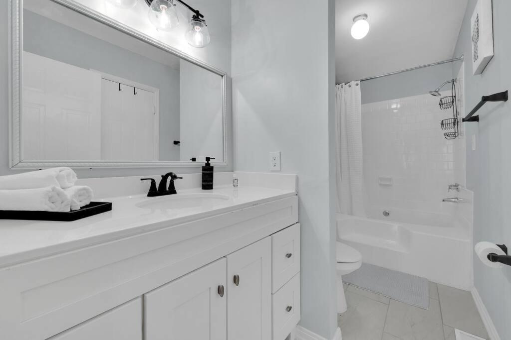 ריברדייל Plush Two Bedroom Retreat. A Home Away From Home! מראה חיצוני תמונה